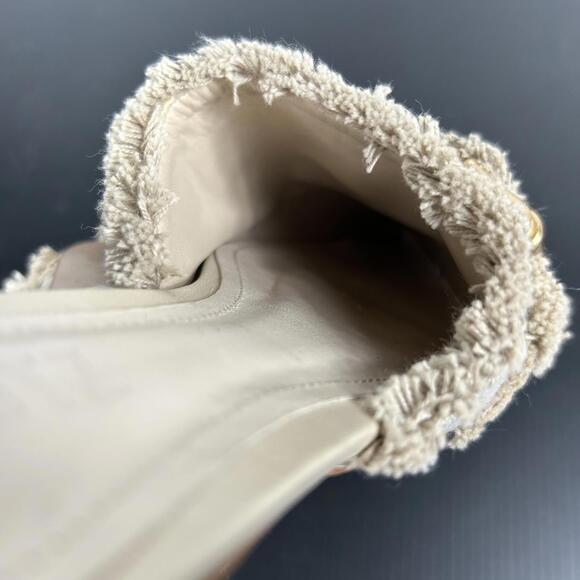 Schutz size 6.5 B Beige Frayed Mules Gold‎ tan canvas Buckle Womens - Picture 11 of 13